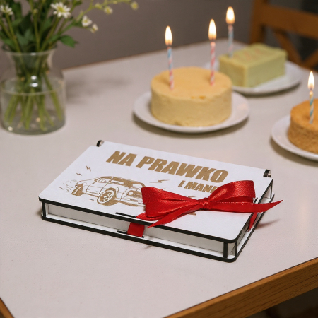 Pudełko na pieniądze prezent z okazji zdania Prawo jazdy